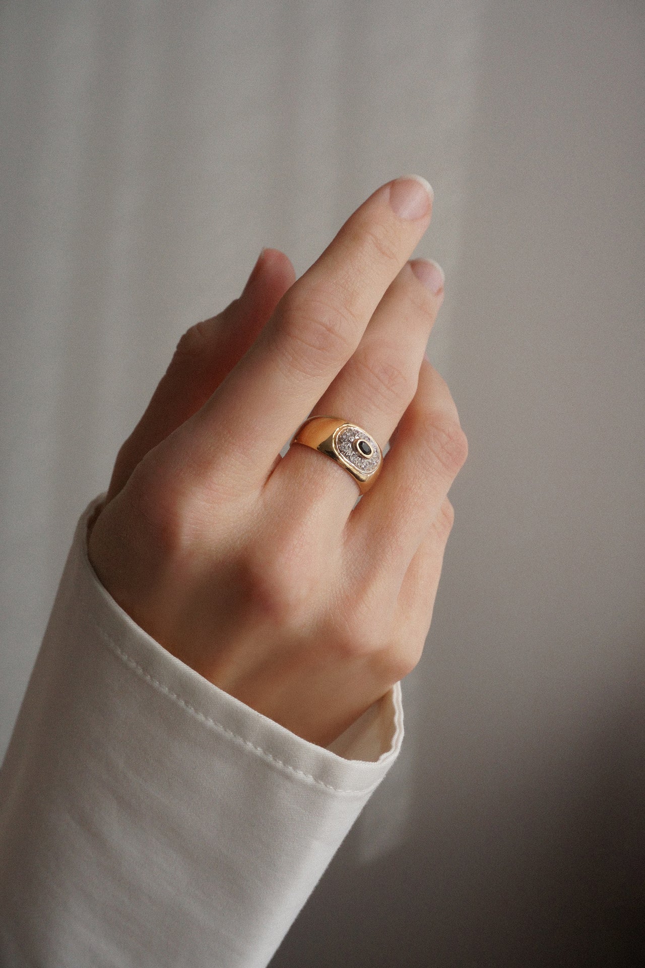 Two-Tone Sapphire Ring